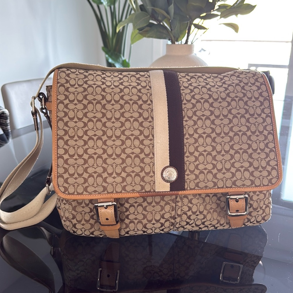 Coach Messenger Bag